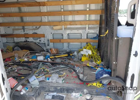 2019 Ford Transit-250 z USA, uszkodzony, nr VIN 1FTYR1YM5KKB01872